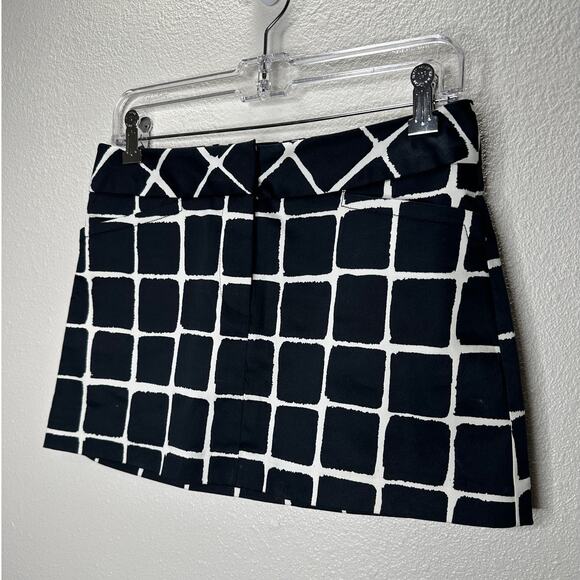 Trina Turk Black & White Check Front Zip Pocket Mini Skirt 4 - Picture 3 of 12